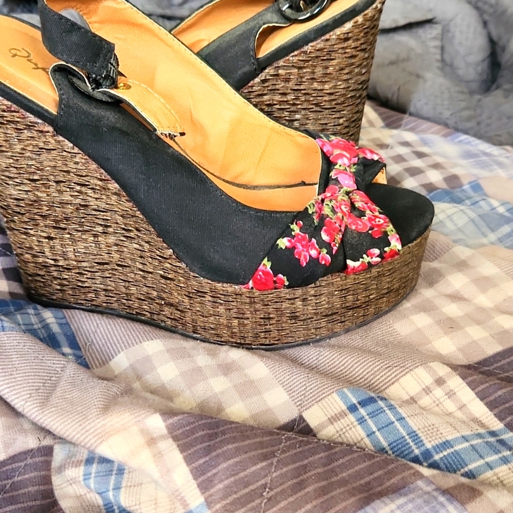 Cute wedges